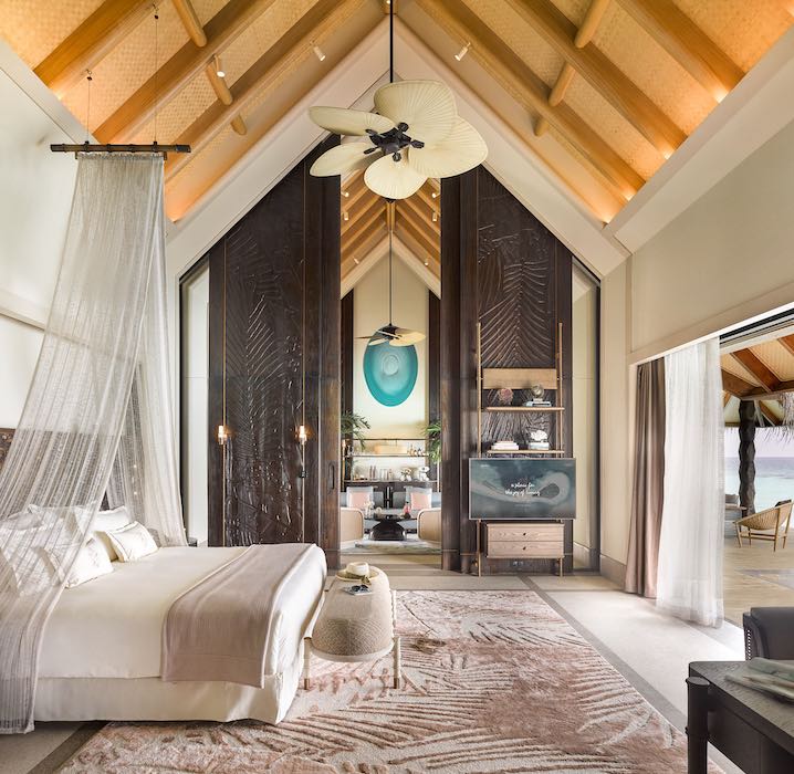 Luxury Water Villa at JOALI, view 1
